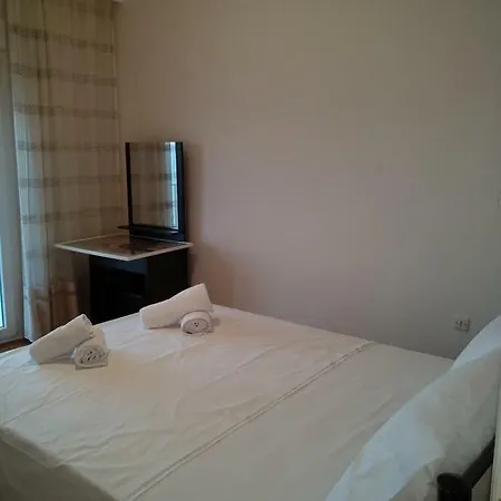 Seaside Maisonette Apartment Palaiontsiflikion